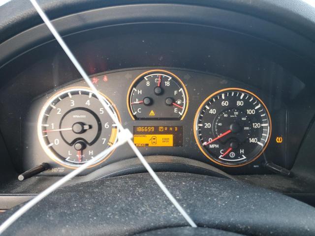 2012 Nissan Armada sv