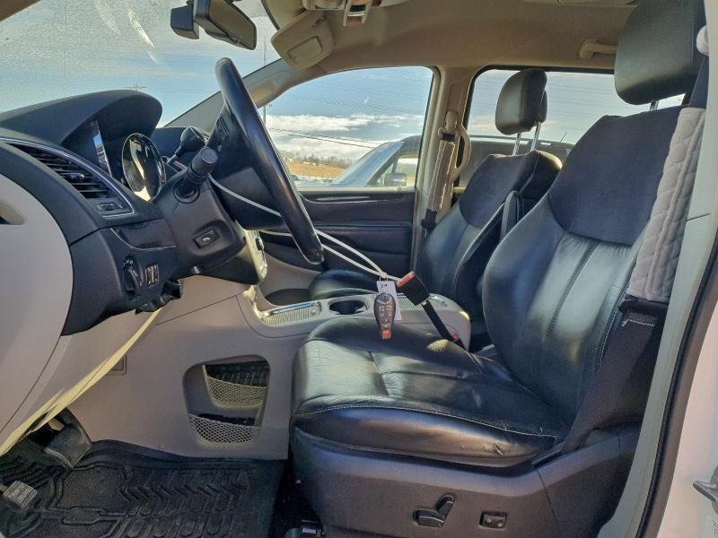 2011 Chrysler Town & Country Limited