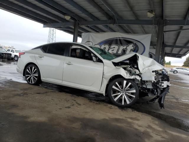 2022 Nissan Altima sr