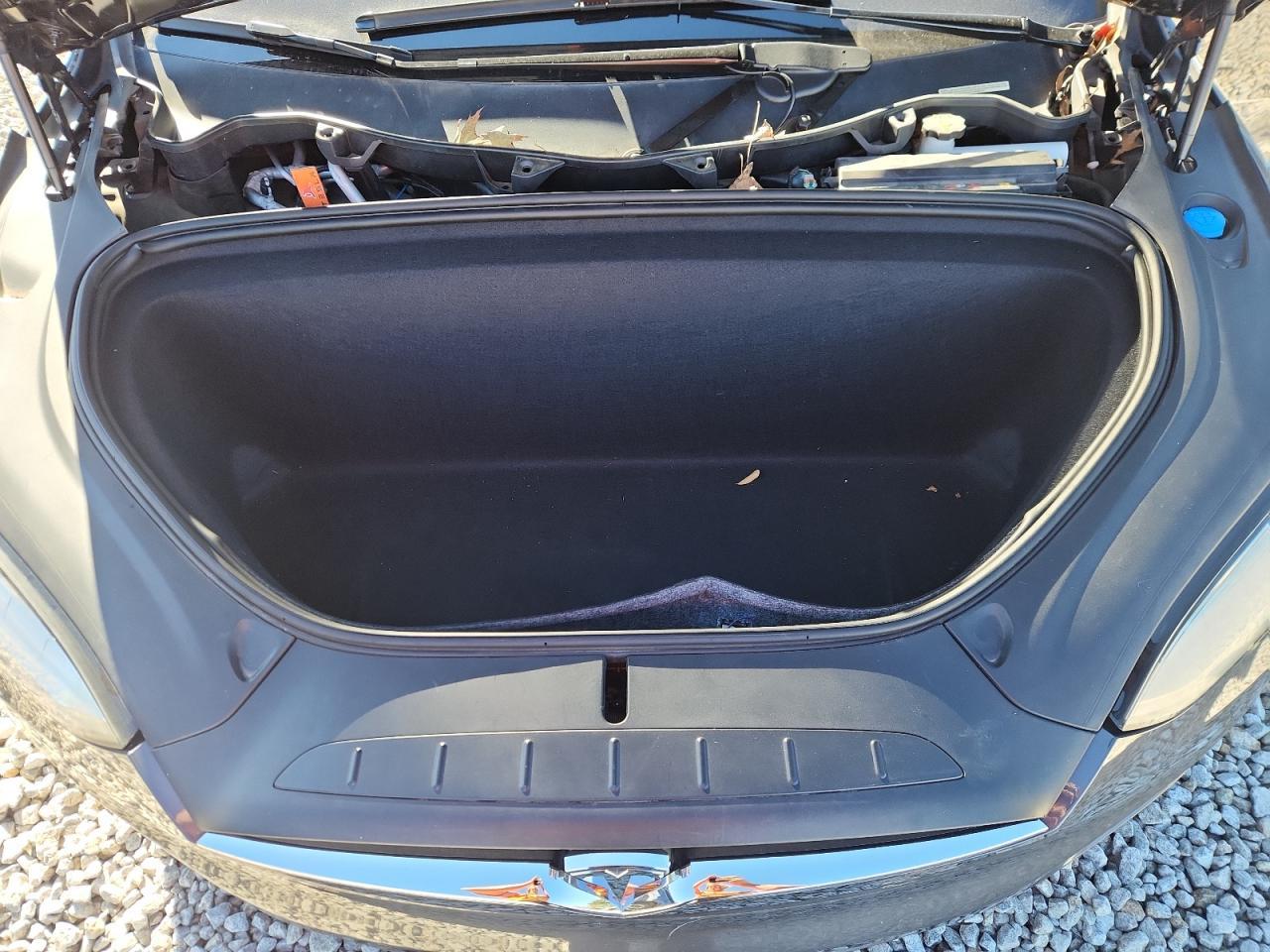 2017 Tesla Model x