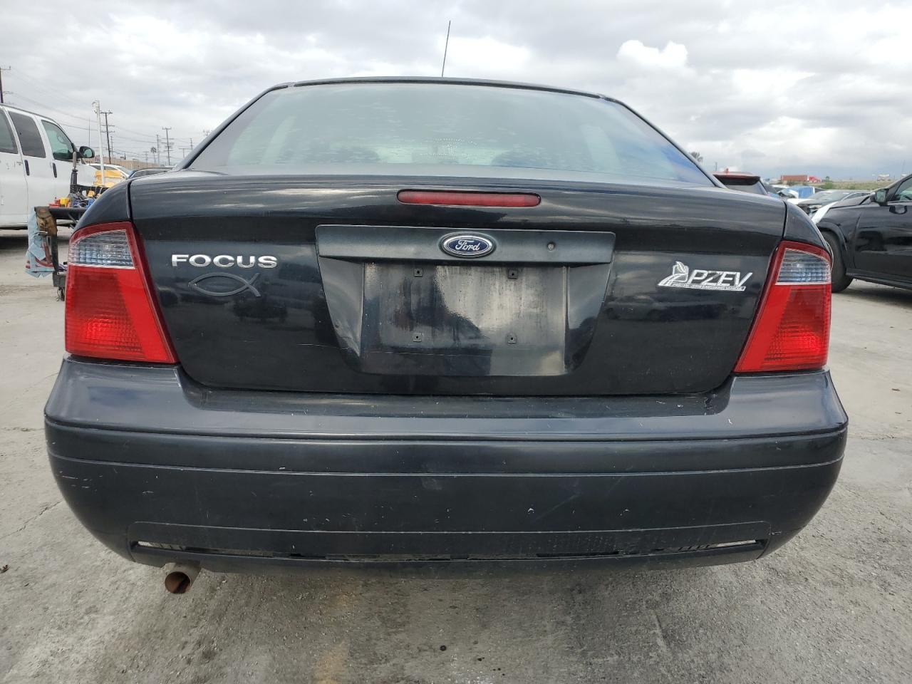 2007 Ford Focus ZX4