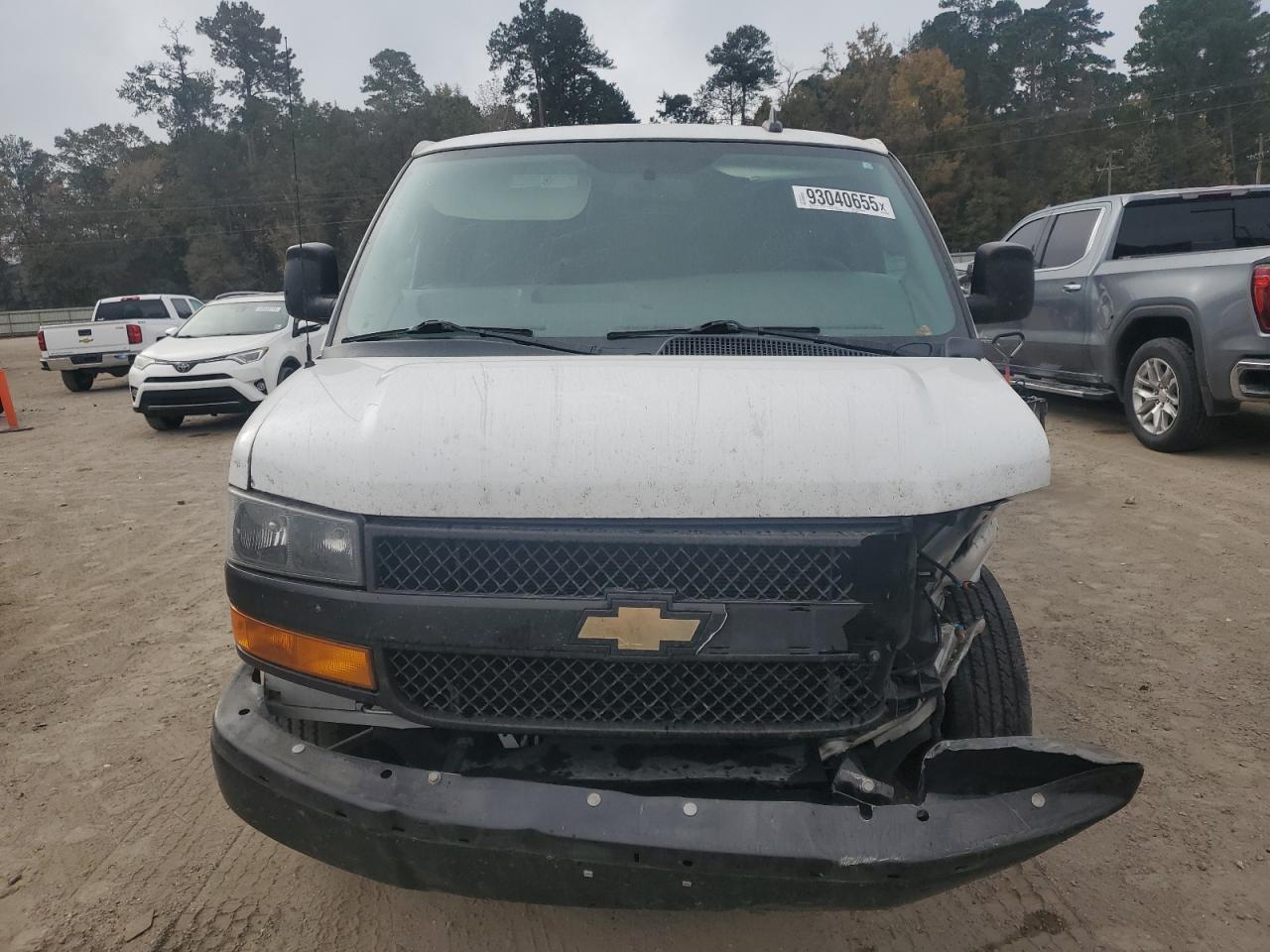 2020 Chevrolet Express 2500 Delivery Van