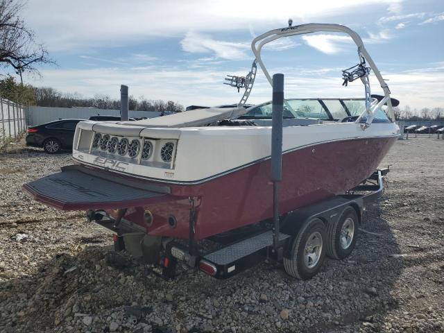 2013 Epic Wake Boat