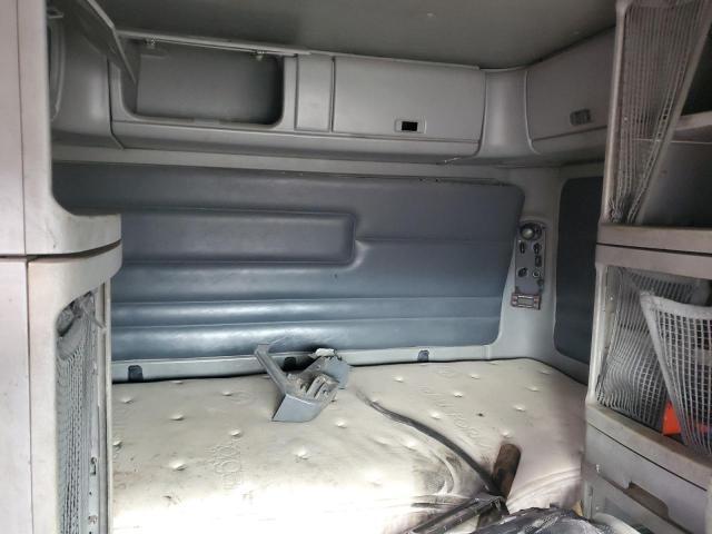 1999 Freightliner Conventional Semi Truck