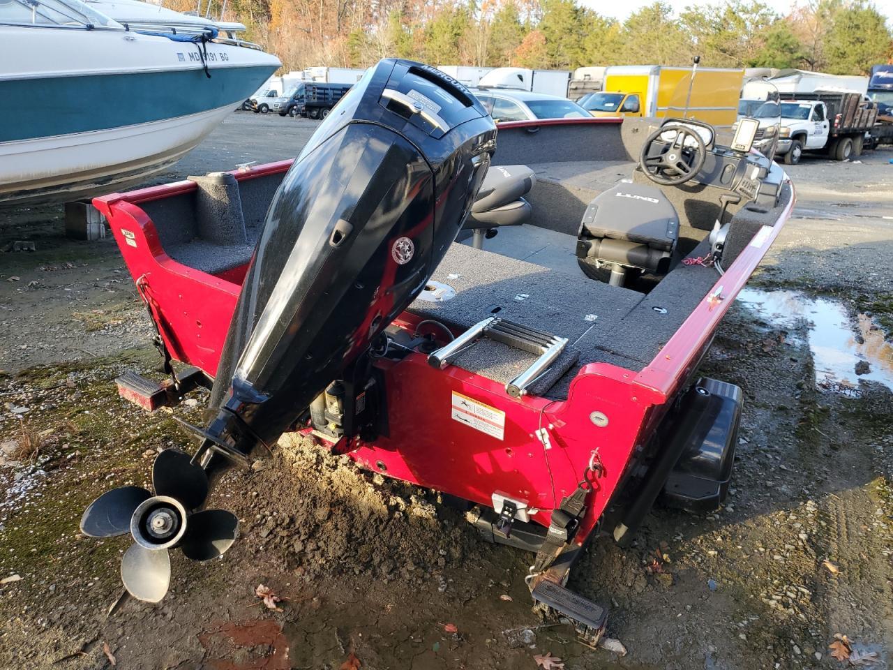 2021 Lund Boat-Boat