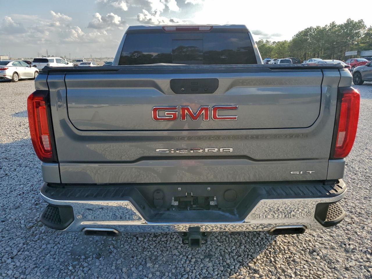 2020 GMC Sierra K1500 SLT