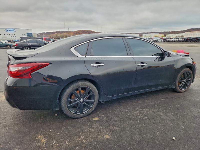 2017 Niss Altima 2.5 sr