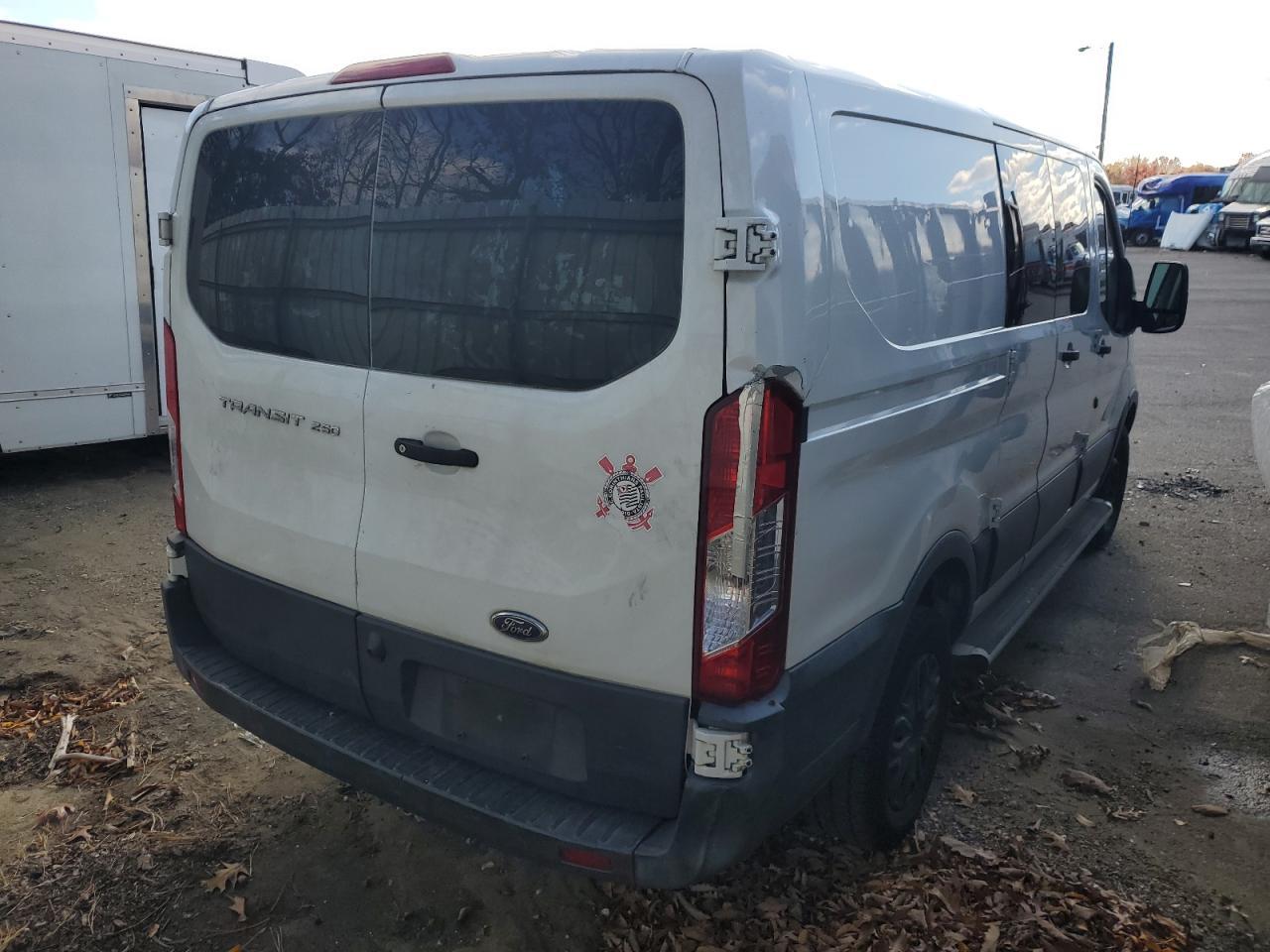 2018 Ford Transit 250 Delivery Van