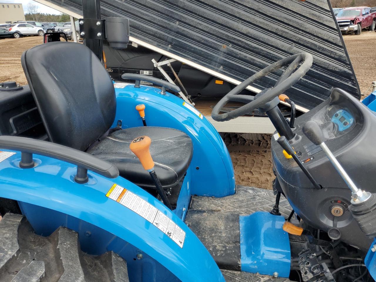 2024 LS Mfwd Tractor