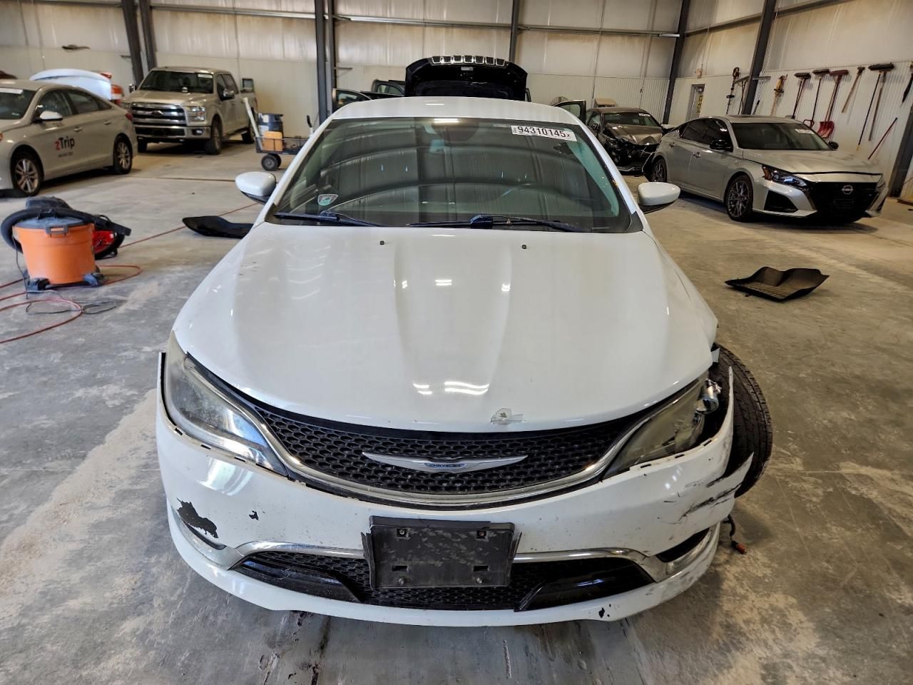 2015 Chrysler 200 c