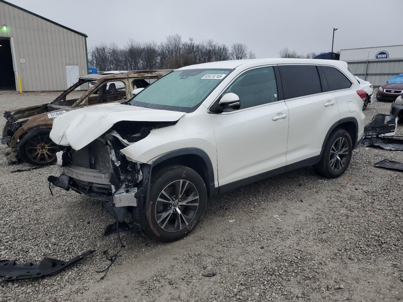 2019 Toyota Highlander le