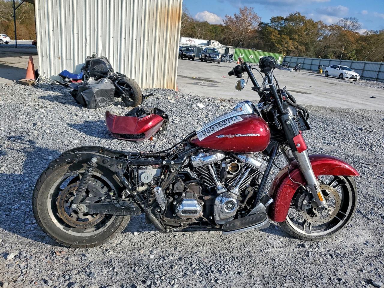 2017 Harley-Davidson Fltrxs Road Glide Special