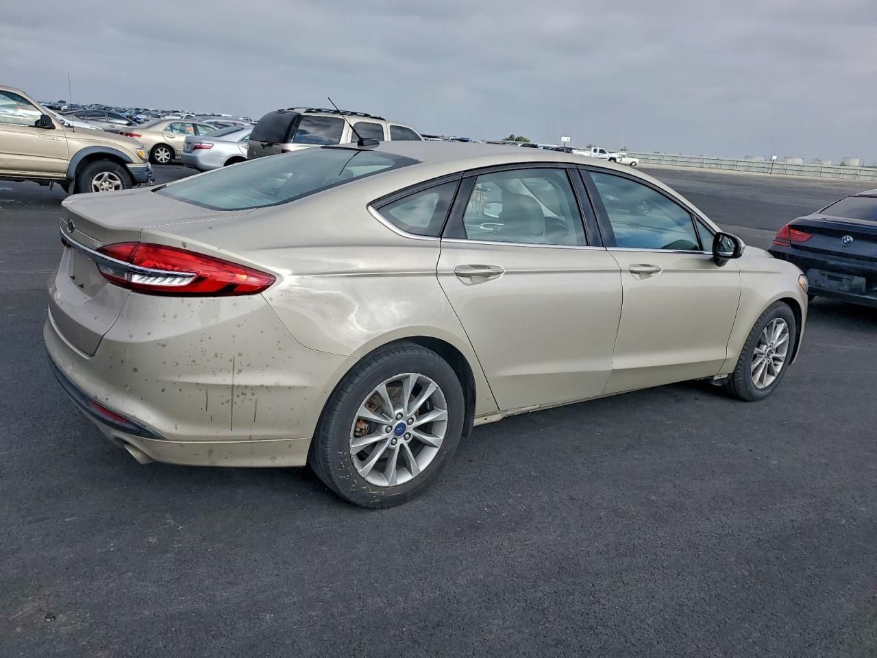 2017 Ford Fusion se