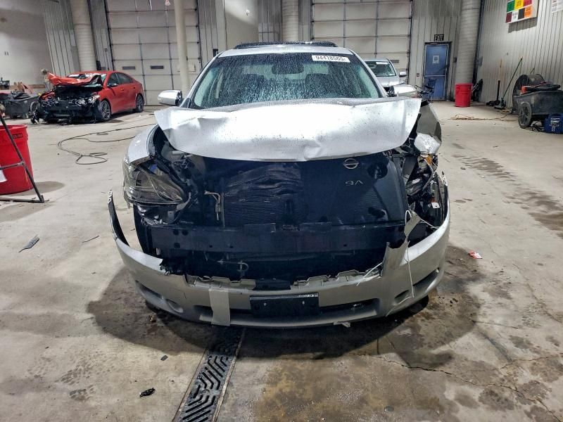 2011 Nissan Maxima s