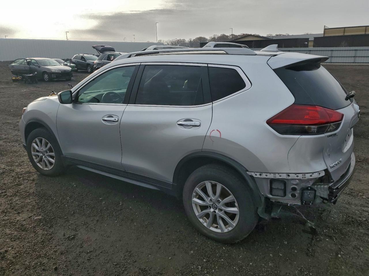 2020 Nissan Rogue s