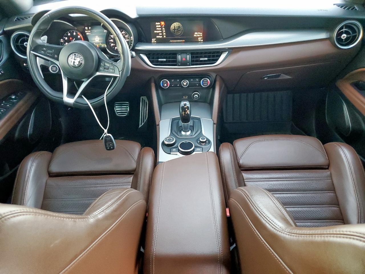 2019 Alfa Romeo Stelvio ti