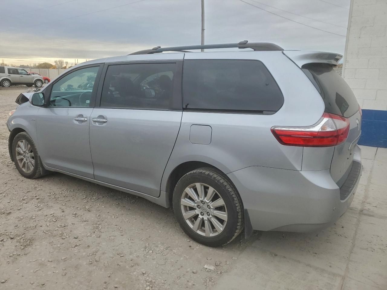 2017 Toyota Sienna xle