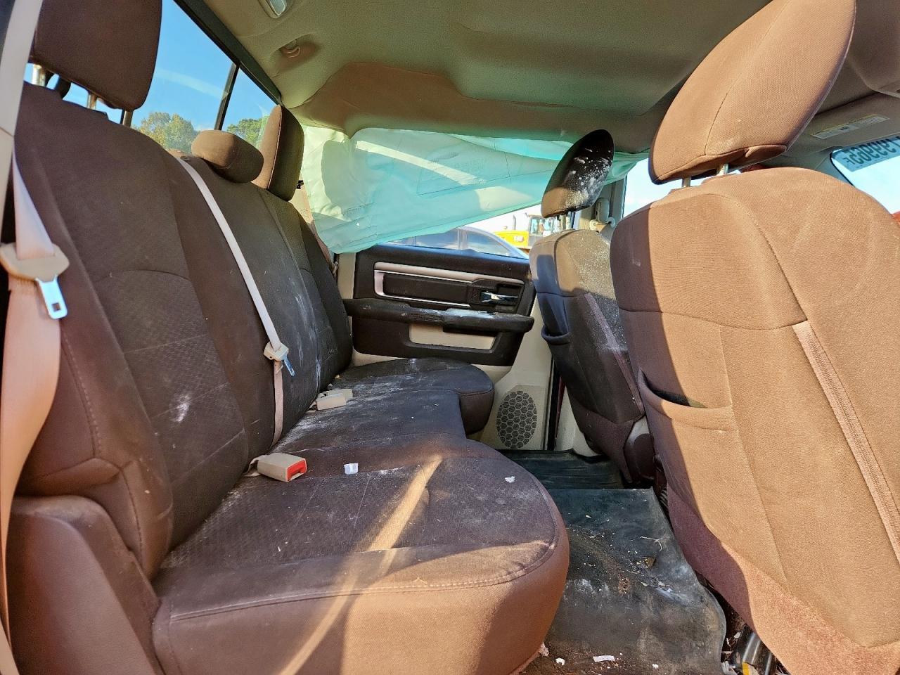 2013 Dodge Ram 1500 slt