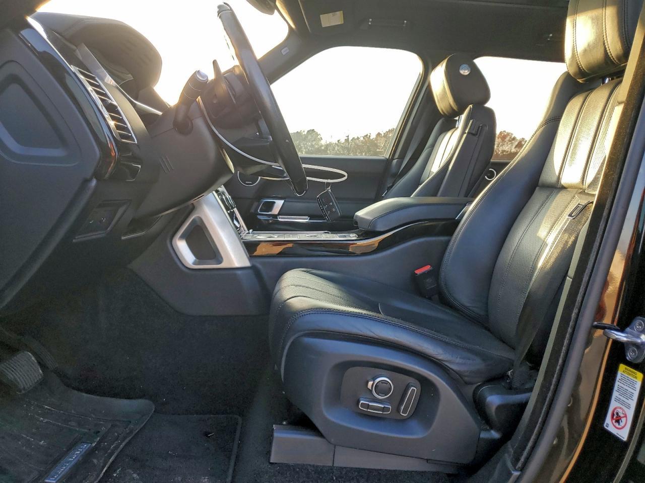 2016 Land Rover Range Rover hse