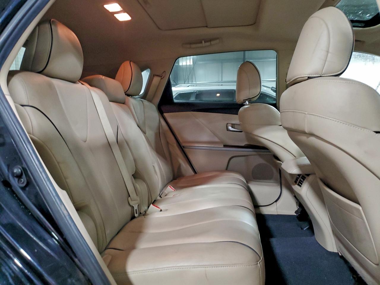 2015 Toyota Venza le