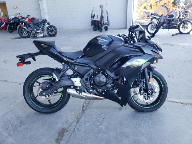 2025 Kawasaki EX650 R