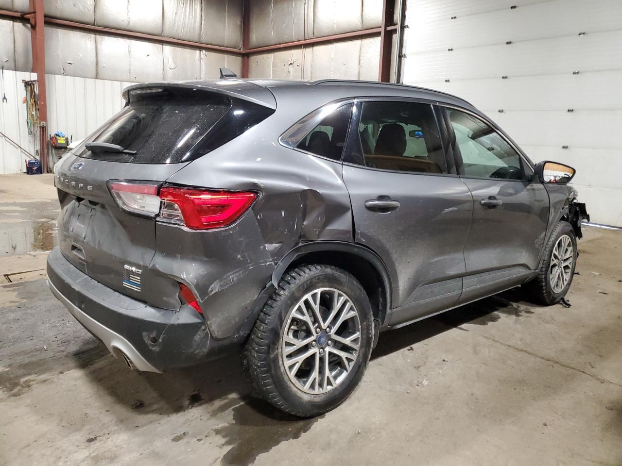2021 Ford Escape sel