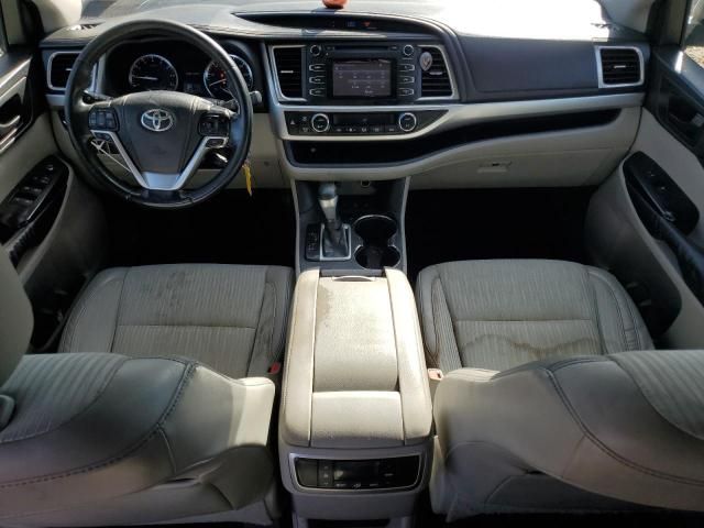 2014 Toyota Highlander le