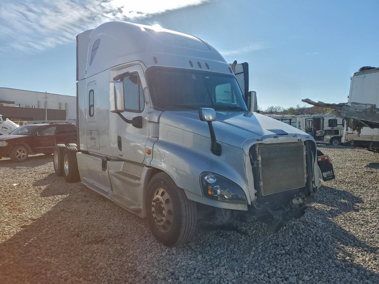 2017 Freigliner 2017 Freightliner Cascadia 125 Semi Truck