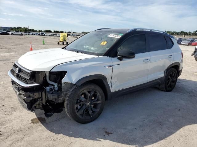 2023 Volkswagen Taos se