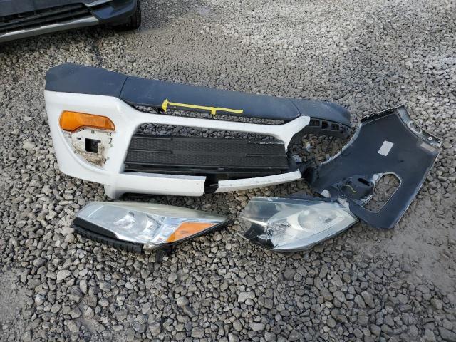 2013 Ford Escape s