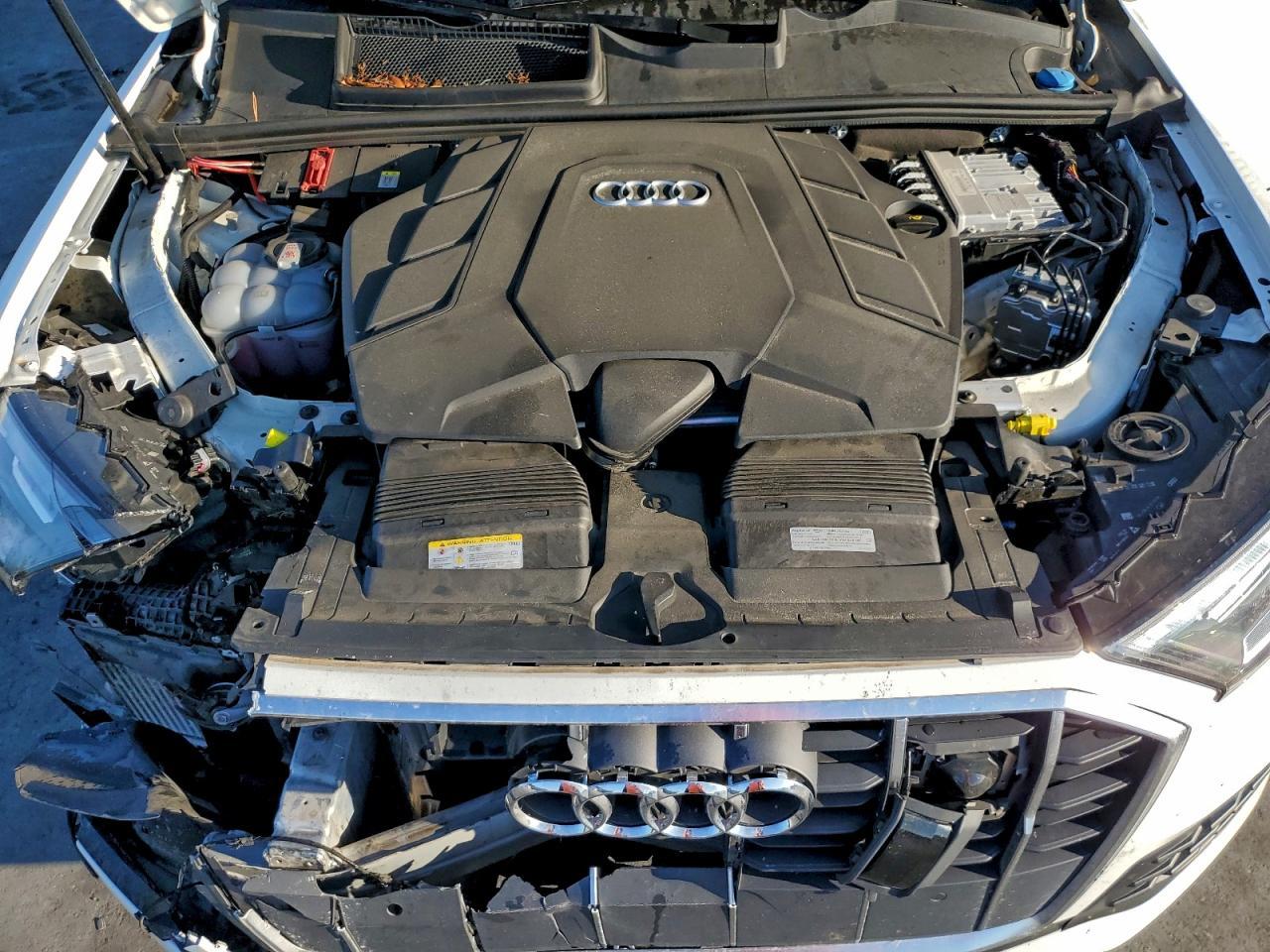 2022 Audi Q7 Premium Plus
