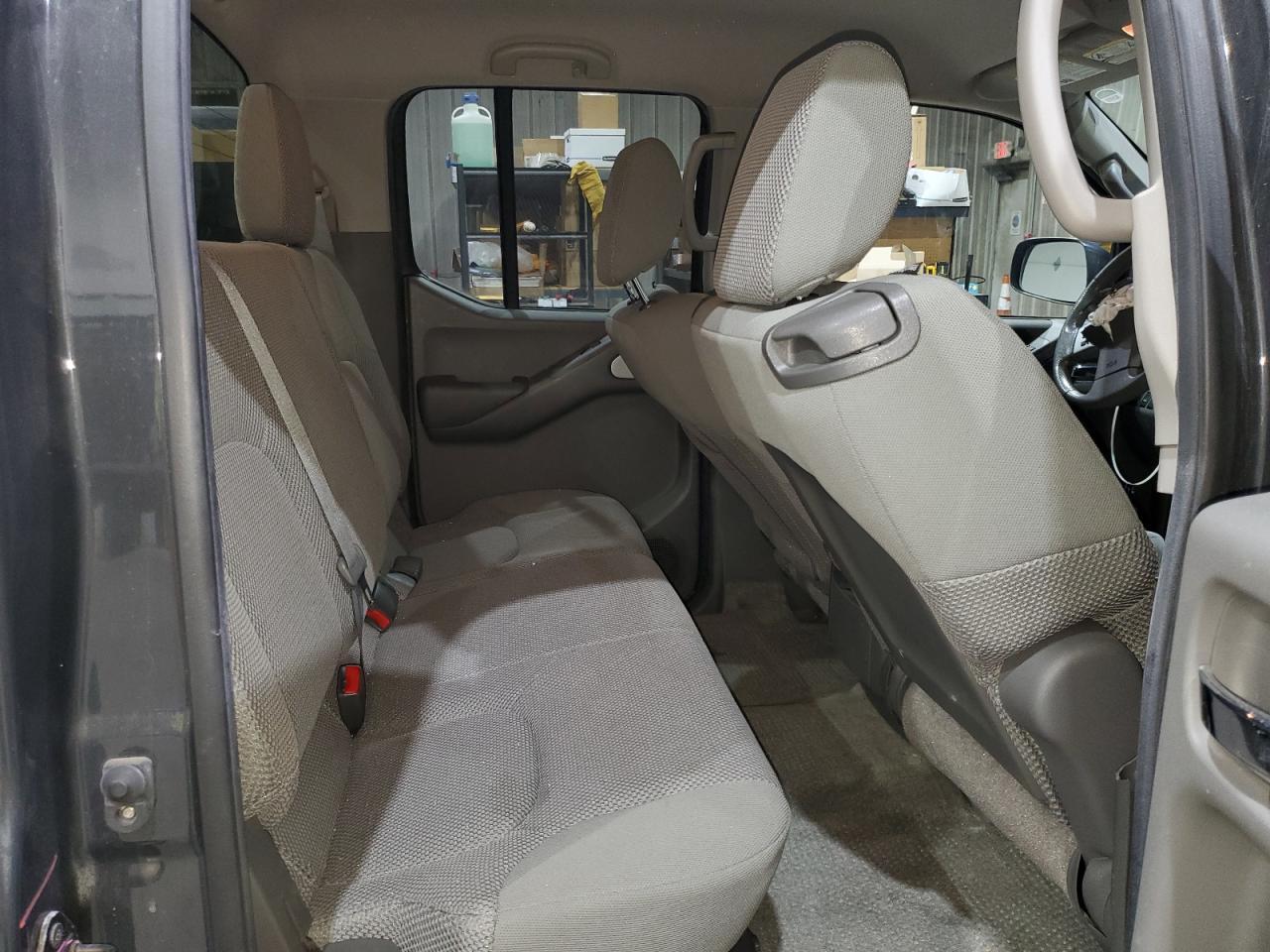 2013 Nissan Frontier S