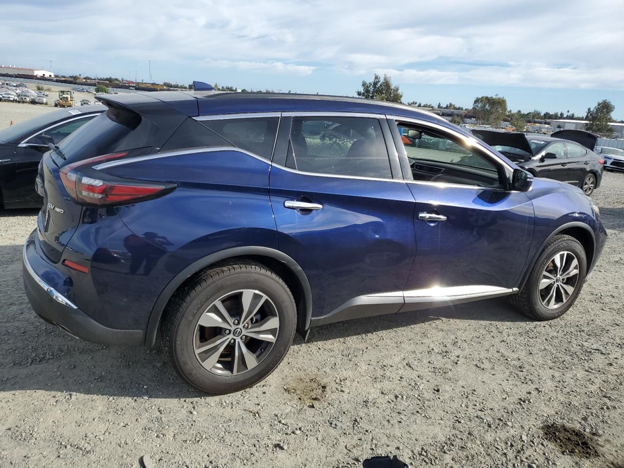 2023 Nissan Murano sv