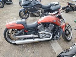 Vehiculos salvage en venta de Copart Elgin, IL: 2013 Harley-Davidson Vrscf Vrod Muscle
