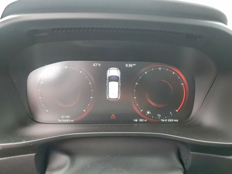 2021 Volvo Xc40 T5 R-design