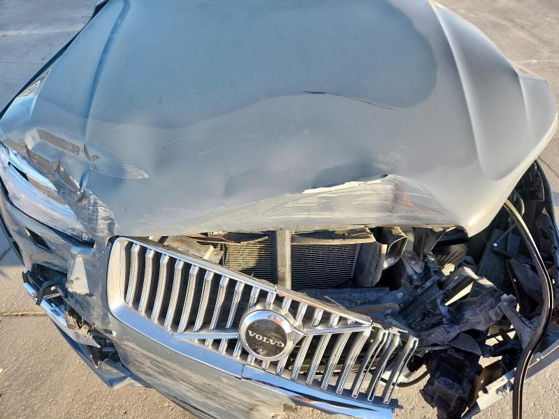 2023 Volvo Xc90 Plus