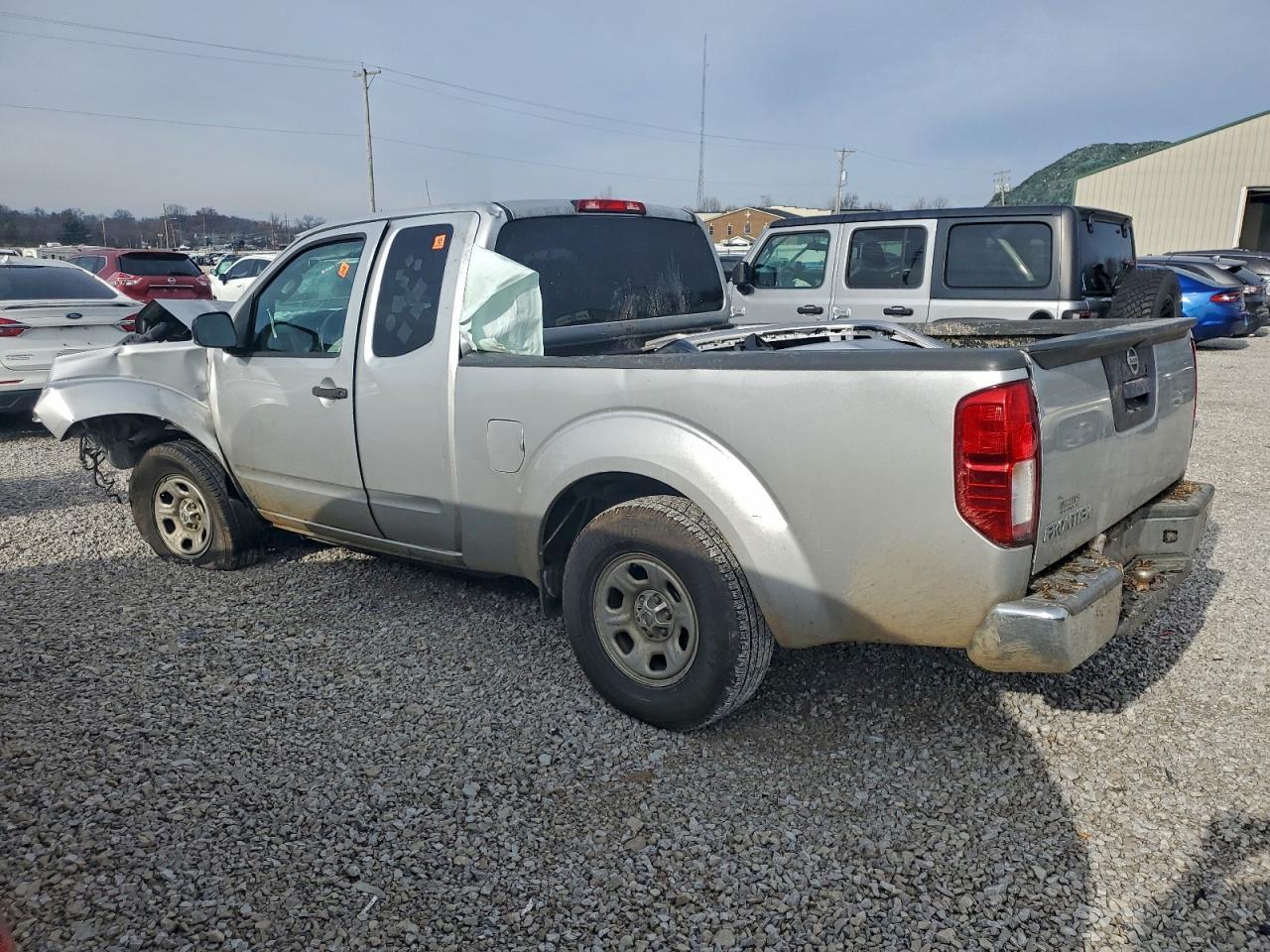 2014 Nissan Frontier s