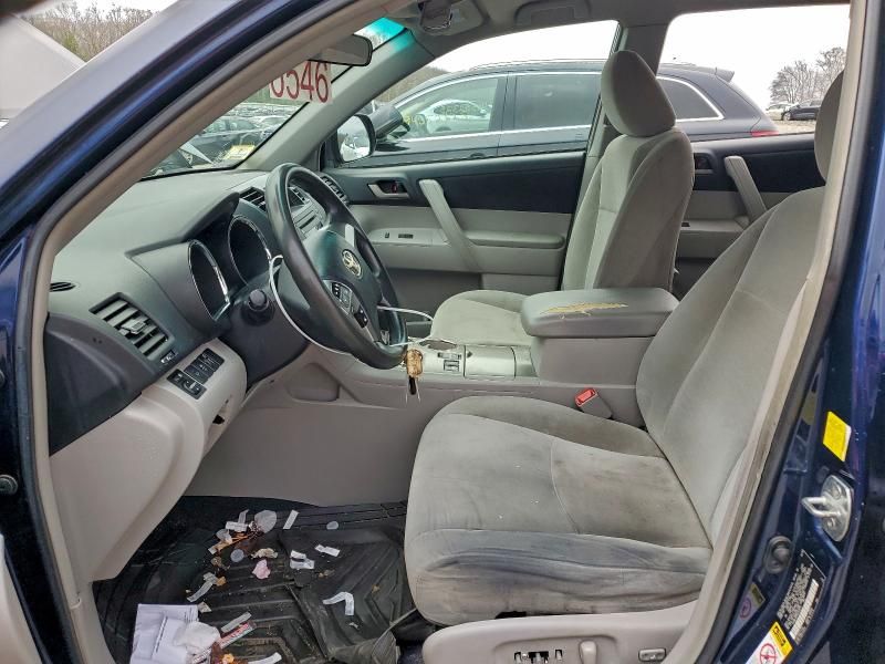 2011 Toyota Highlander Base