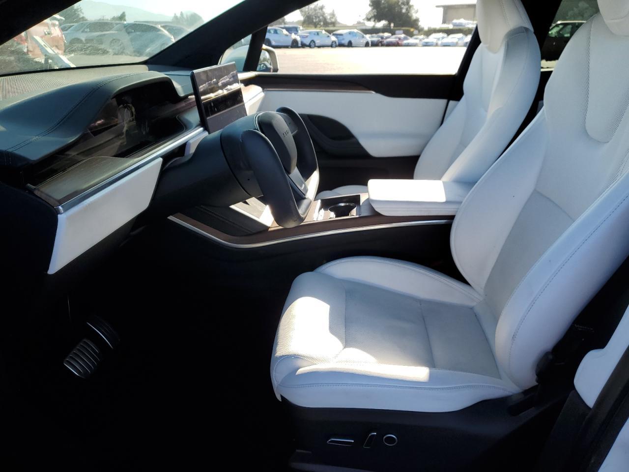 2023 Tesla Model x