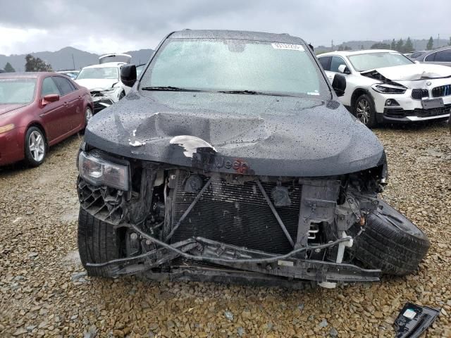 2018 Jeep Grand Cherokee Laredo