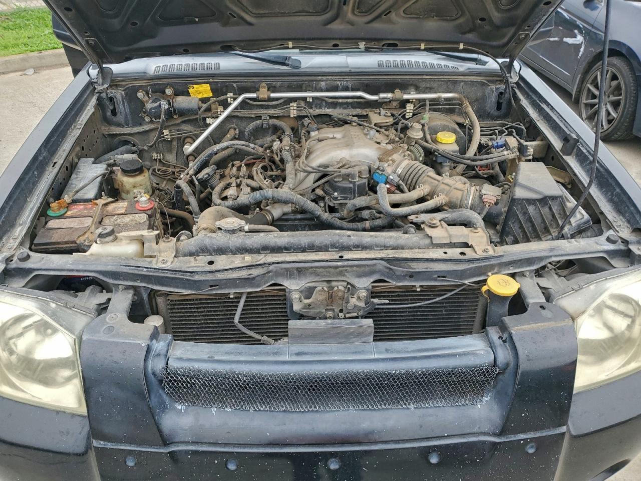 2004 Nissan Frontier XE-V6