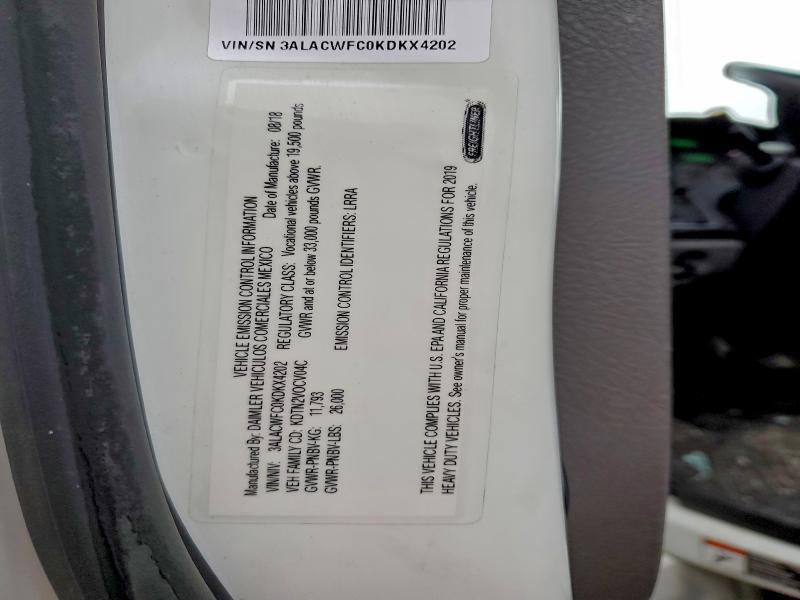 2019 Freigliner 2019 Freightliner Buisness Class Refrigerated BOX