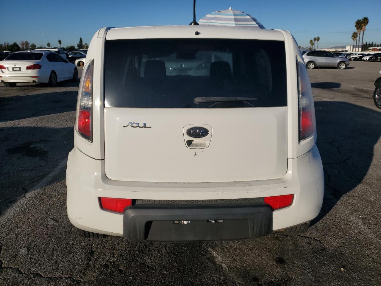 2010 KIA Soul +
