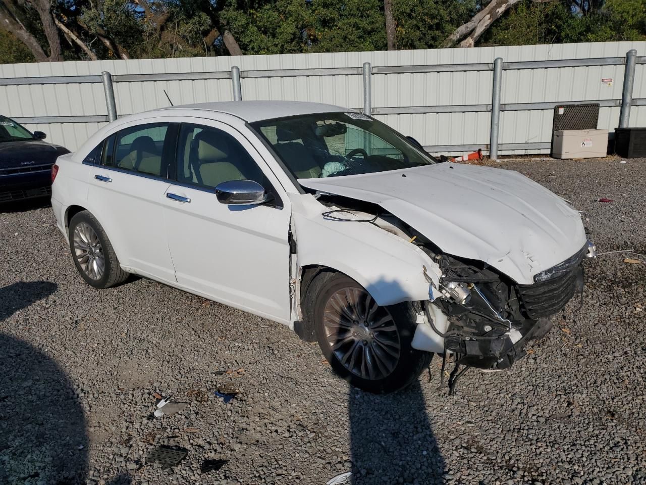 2011 Chrysler 200 Limited