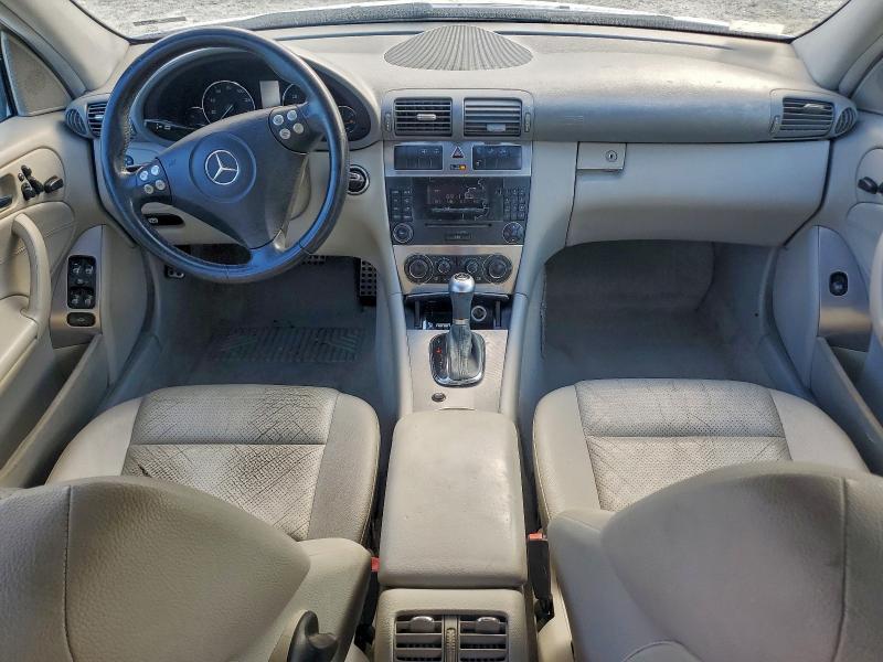 2005 Mercedes-Benz C 320