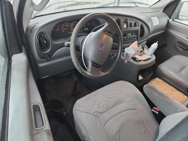 2005 Ford E250 Delivery Van