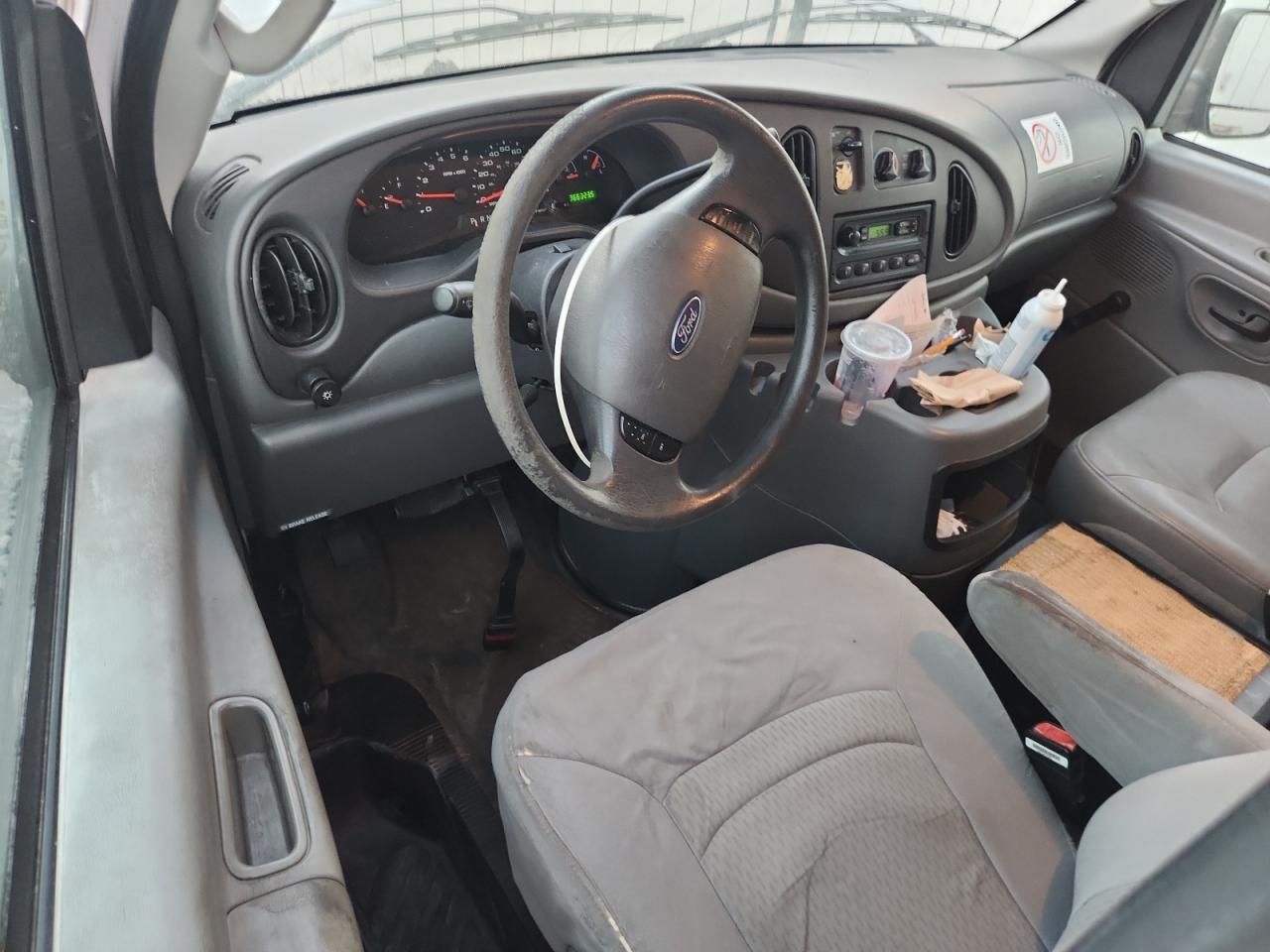 2005 Ford E250 Delivery Van