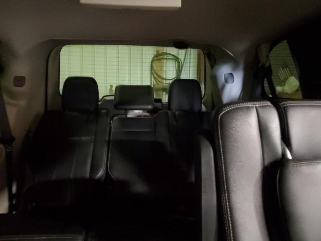 2016 Chrysler Town & Country Touring l