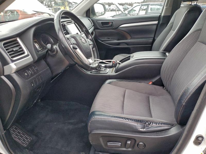2018 Toyota Highlander le