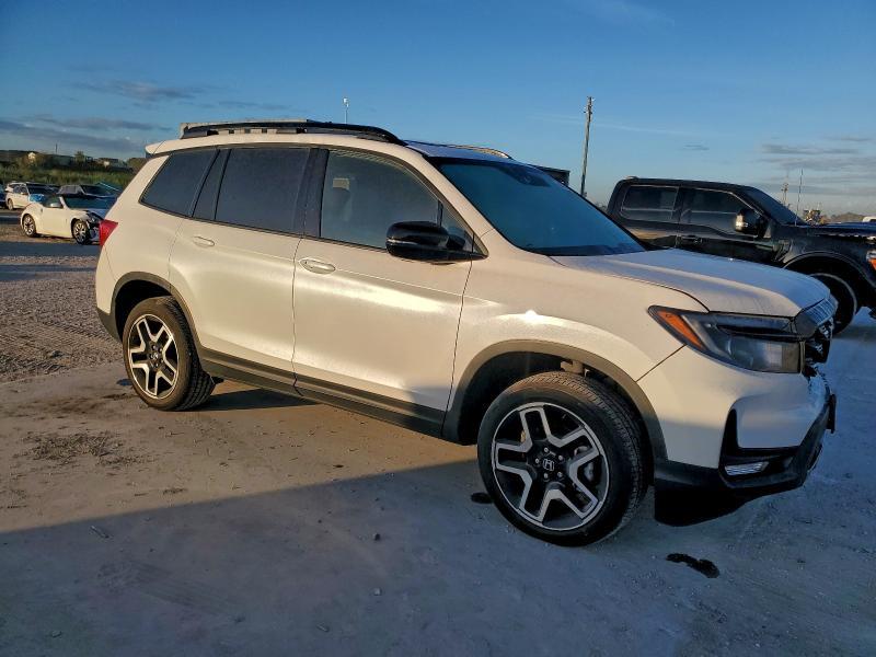 2023 Honda Passport Elite